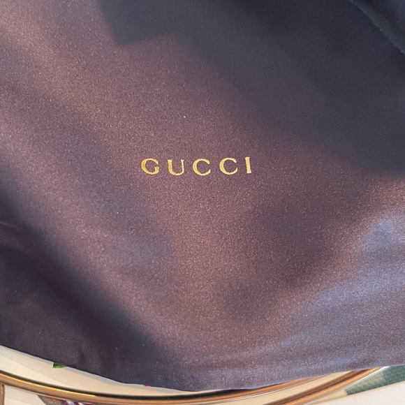 Gucci NWT! Green and Red Sunglasses for Women - Picture 11 of 16